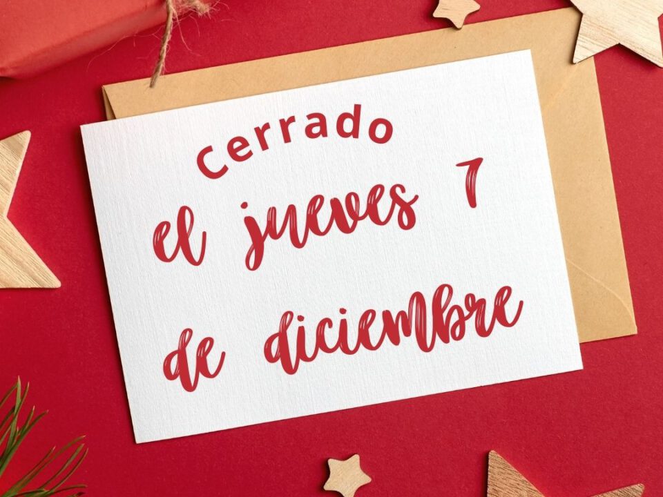 Post de Instagram Cerrado por navidades Creativo Rojo